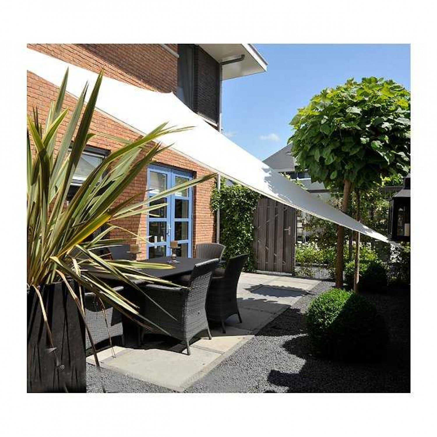 Dreamsail Waterproof Shade Sail Triangle Ecru 285gsm 4,0x4,0x4,0m NESLING Waterproof Shade Sail 285gsm 4,0x4,0x4,0m | Kipogeorgiki
