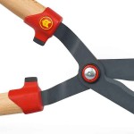 WOLF-Garten HS-WW Wood Handle Waved Hedge Shear - Hedge Shears-Manual Hedge Trimmers