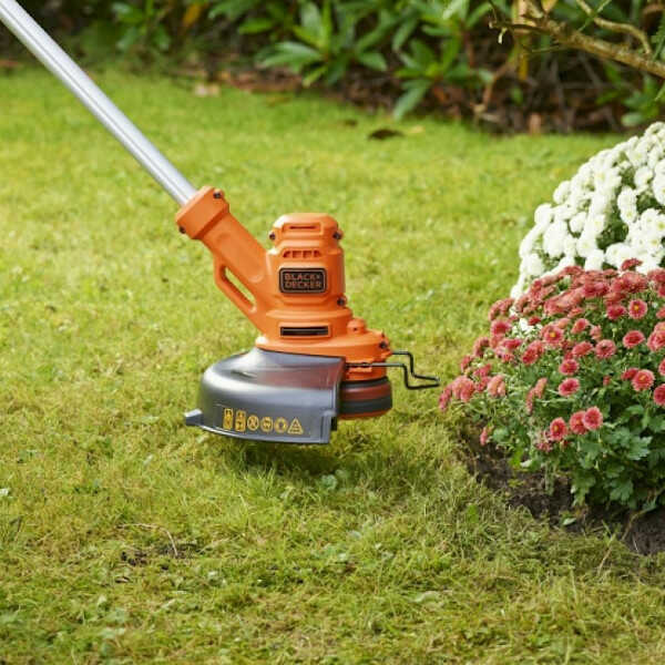 BLACK & DECKER 450W 25cm BESTA525-QS String Trimmer