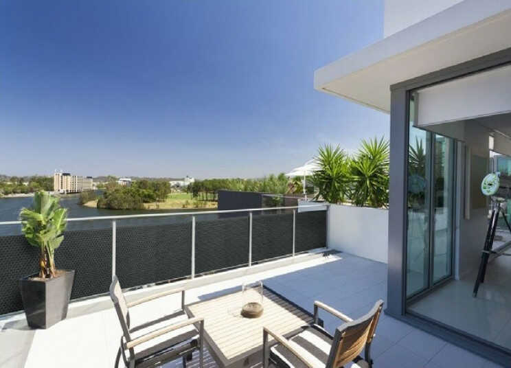 Ρολό Περίφραξης Techno-Rattan Γκρι σε Μπαλκόνι Εσωτερικά