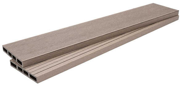 The Two Sides of WPC Fencing Boards